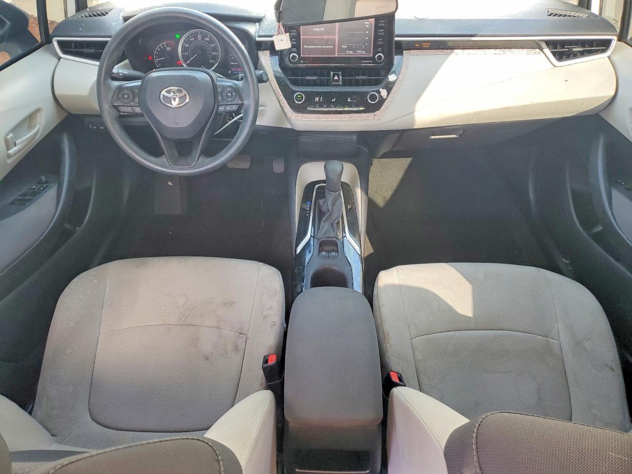 2022 TOYOTA COROLLA LE photo 15