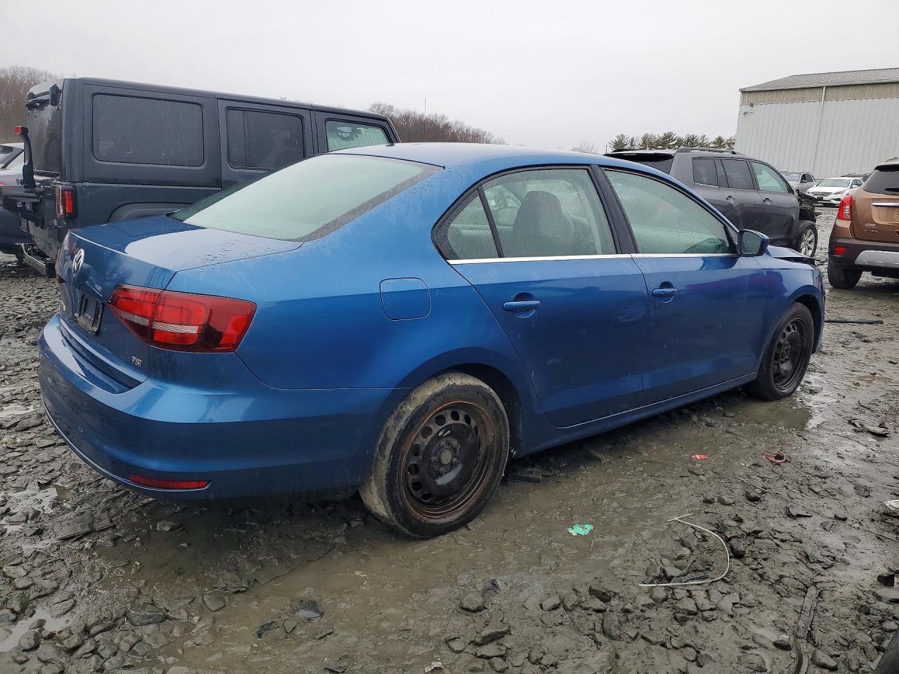 2017 VOLKSWAGEN JETTA S photo 5