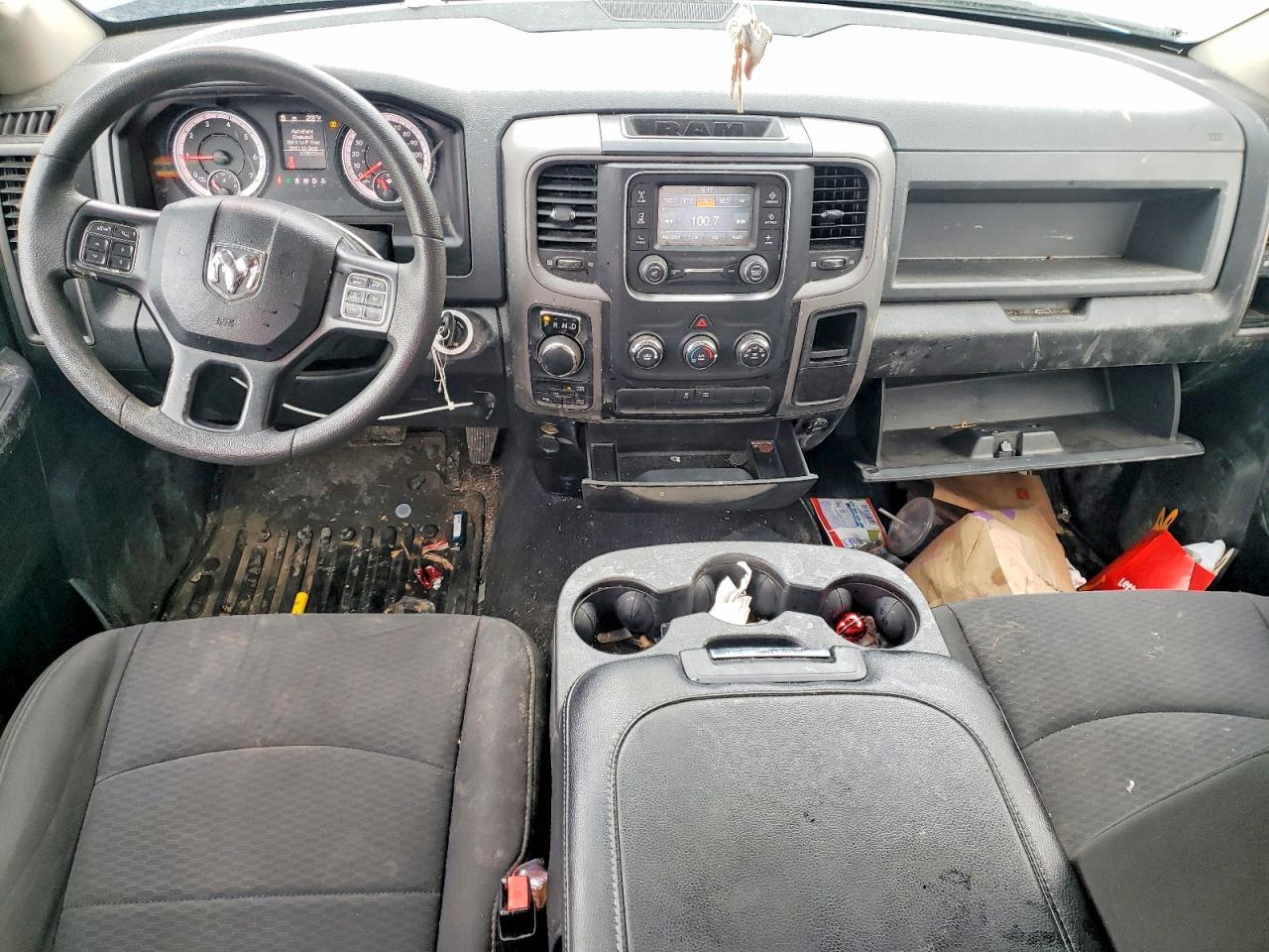 2018 RAM 1500 ST photo 15
