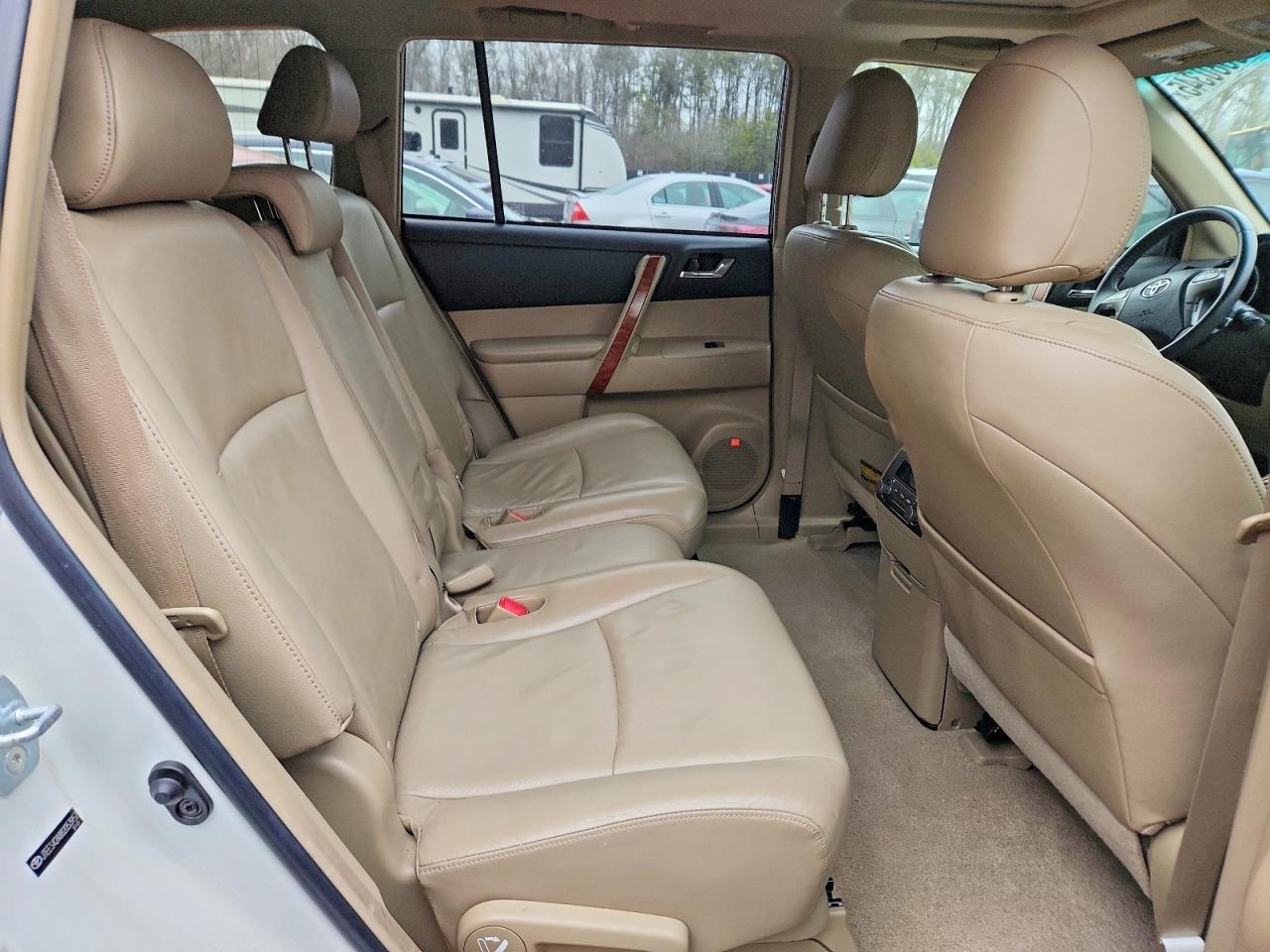 2008 TOYOTA HIGHLANDER LIMITED photo 31