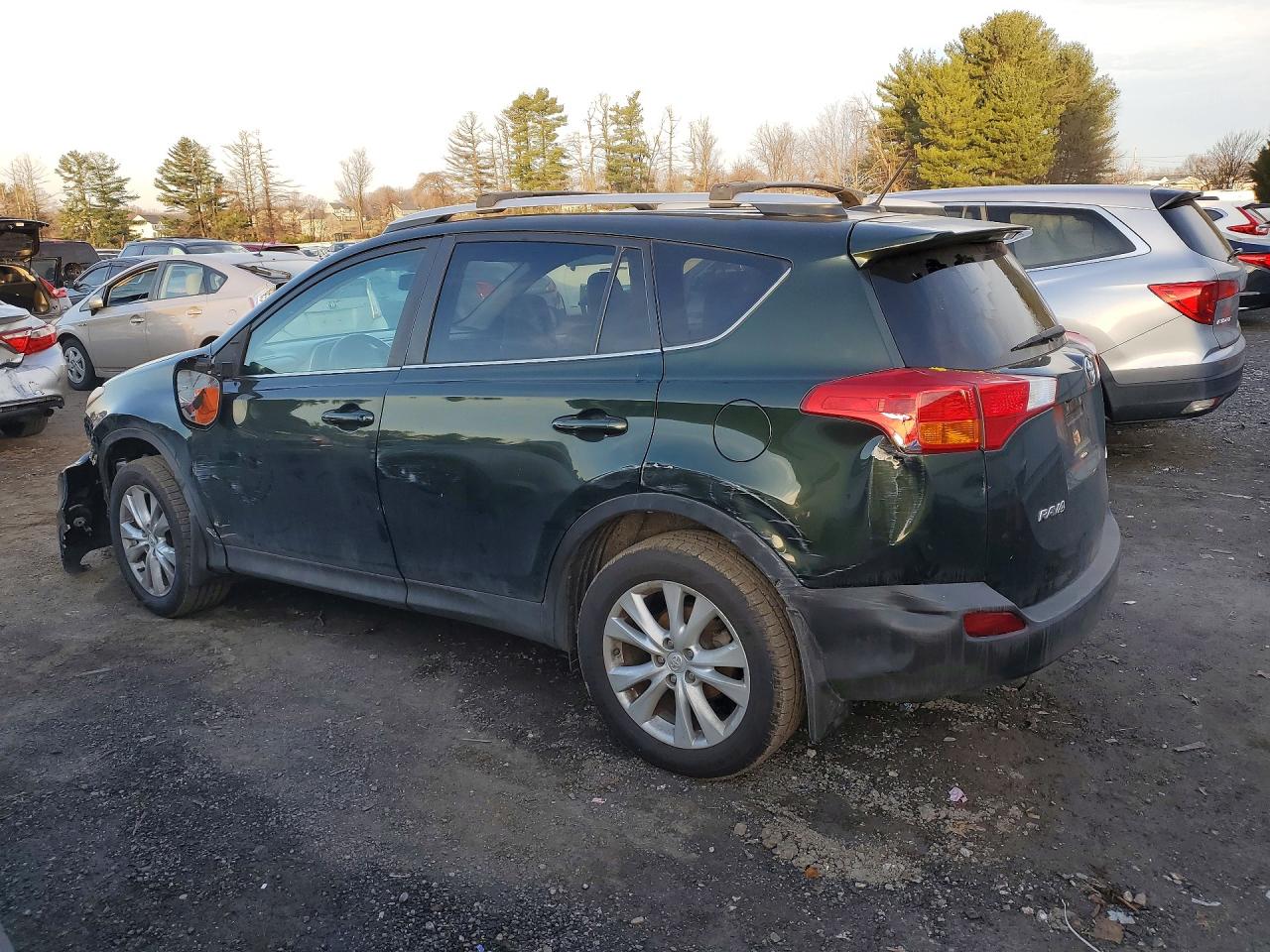 2013 TOYOTA RAV 4 photo 3