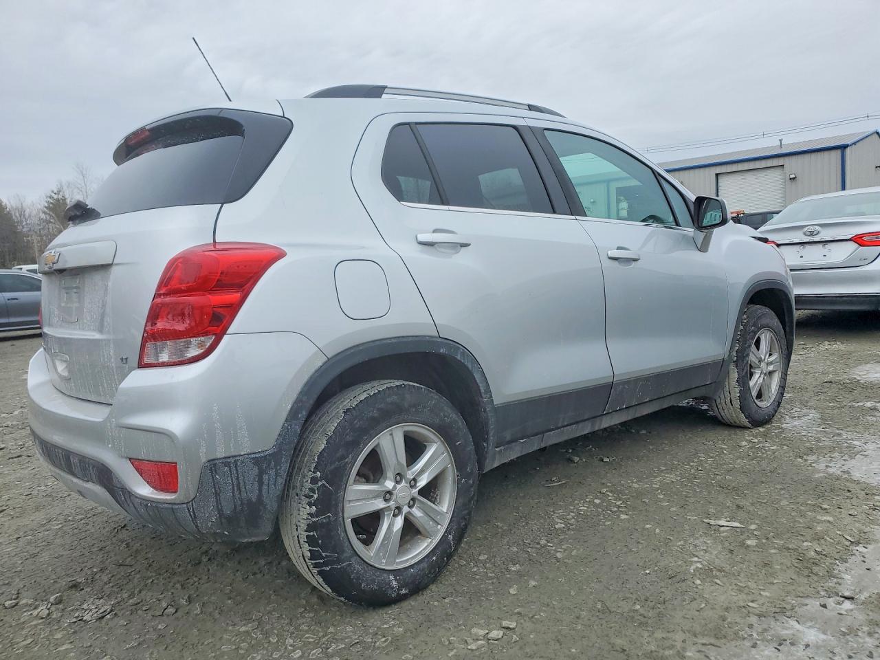 2018 CHEVROLET TRAX 1LT photo 5