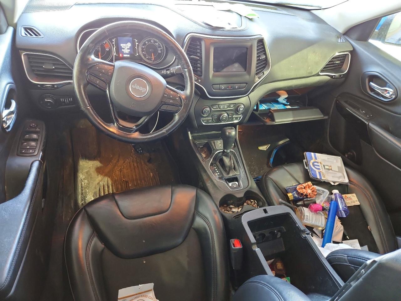 2021 JEEP CHEROKEE LATITUDE PLUS photo 8