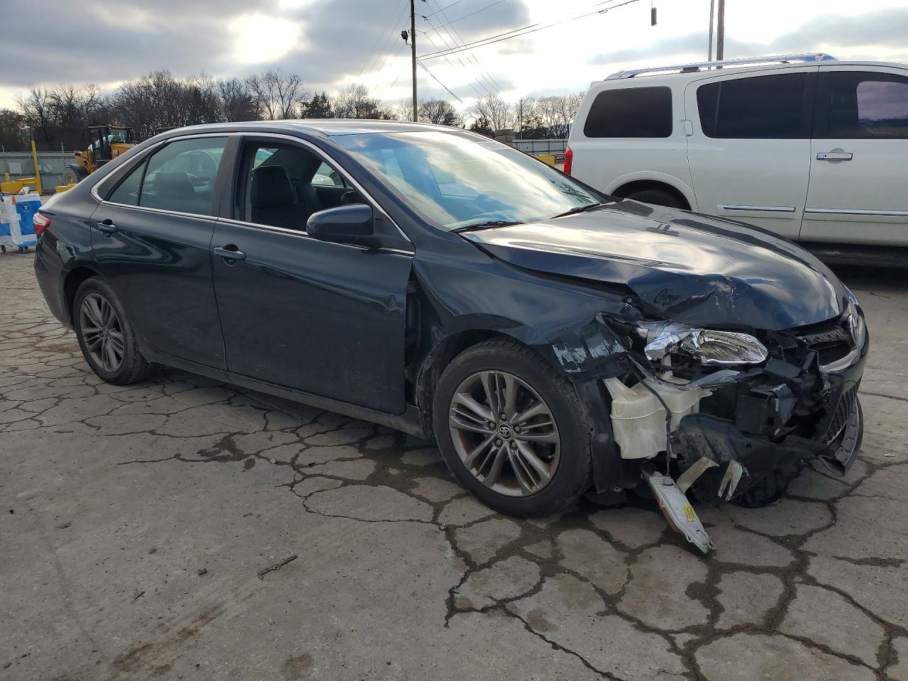 2015 TOYOTA CAMRY SE photo 7
