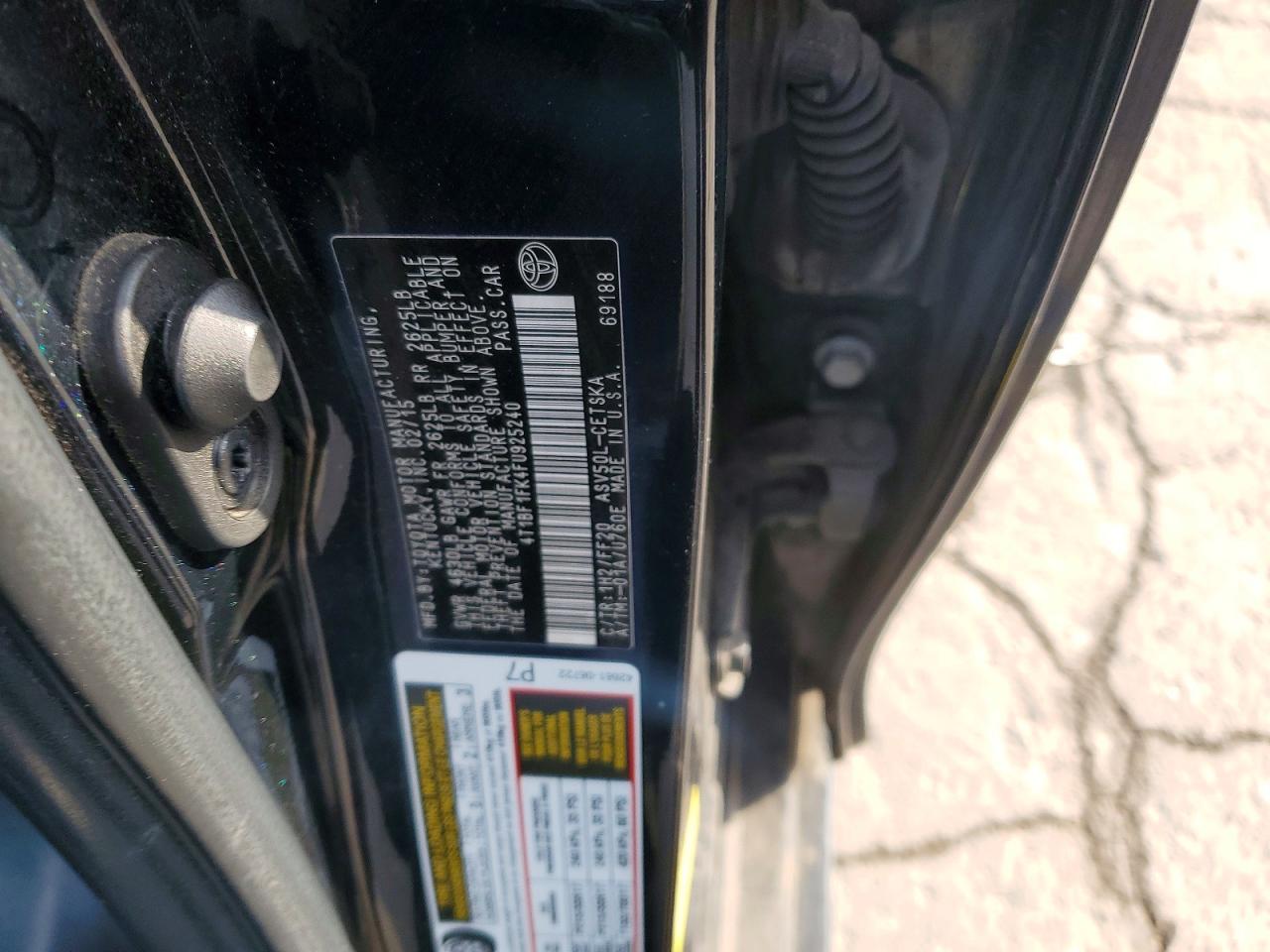 2015 TOYOTA CAMRY SE photo 23