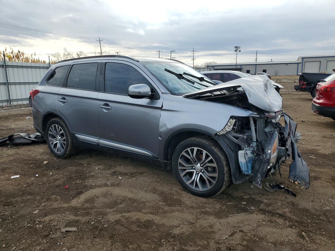 2016 MITSUBISHI OUTLANDER SE photo 7