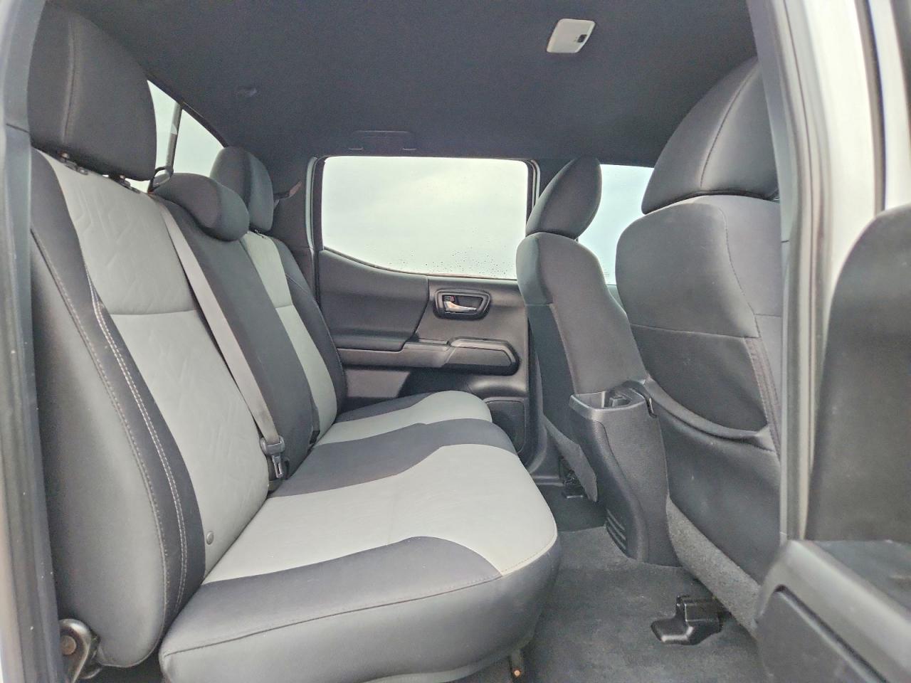 2021 TOYOTA TACOMA TRD SPORT photo 28