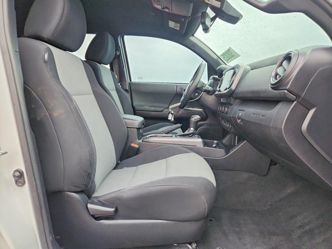 2021 TOYOTA TACOMA TRD SPORT photo 19