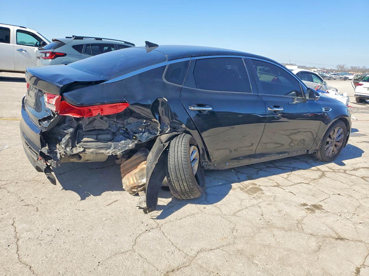 2016 KIA OPTIMA LX photo 3