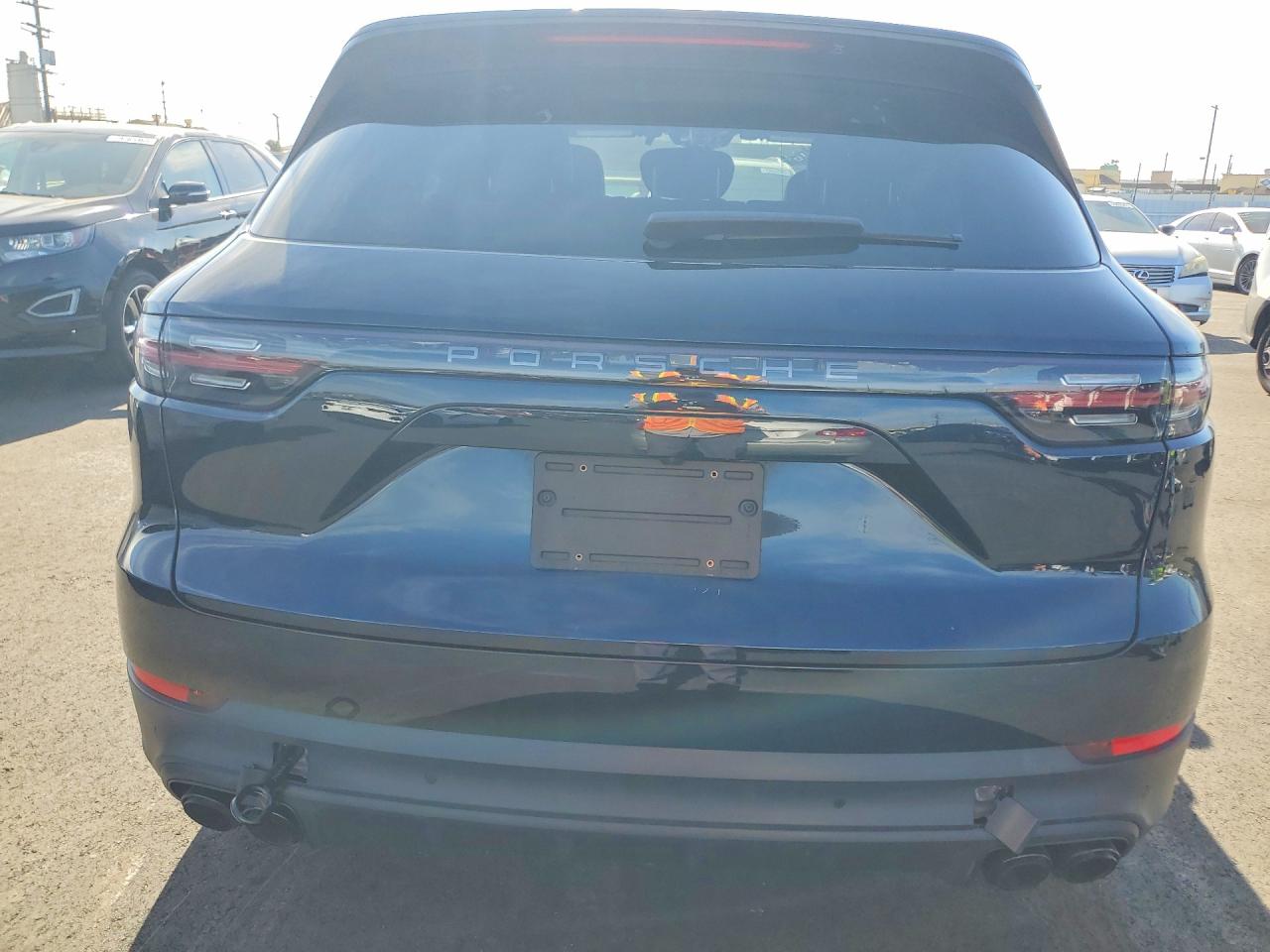 2022 PORSCHE CAYENNE photo 6