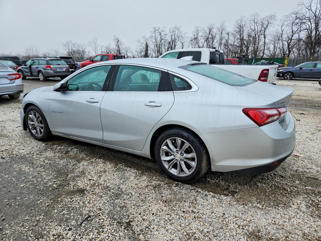 2022 CHEVROLET MALIBU LT photo 2