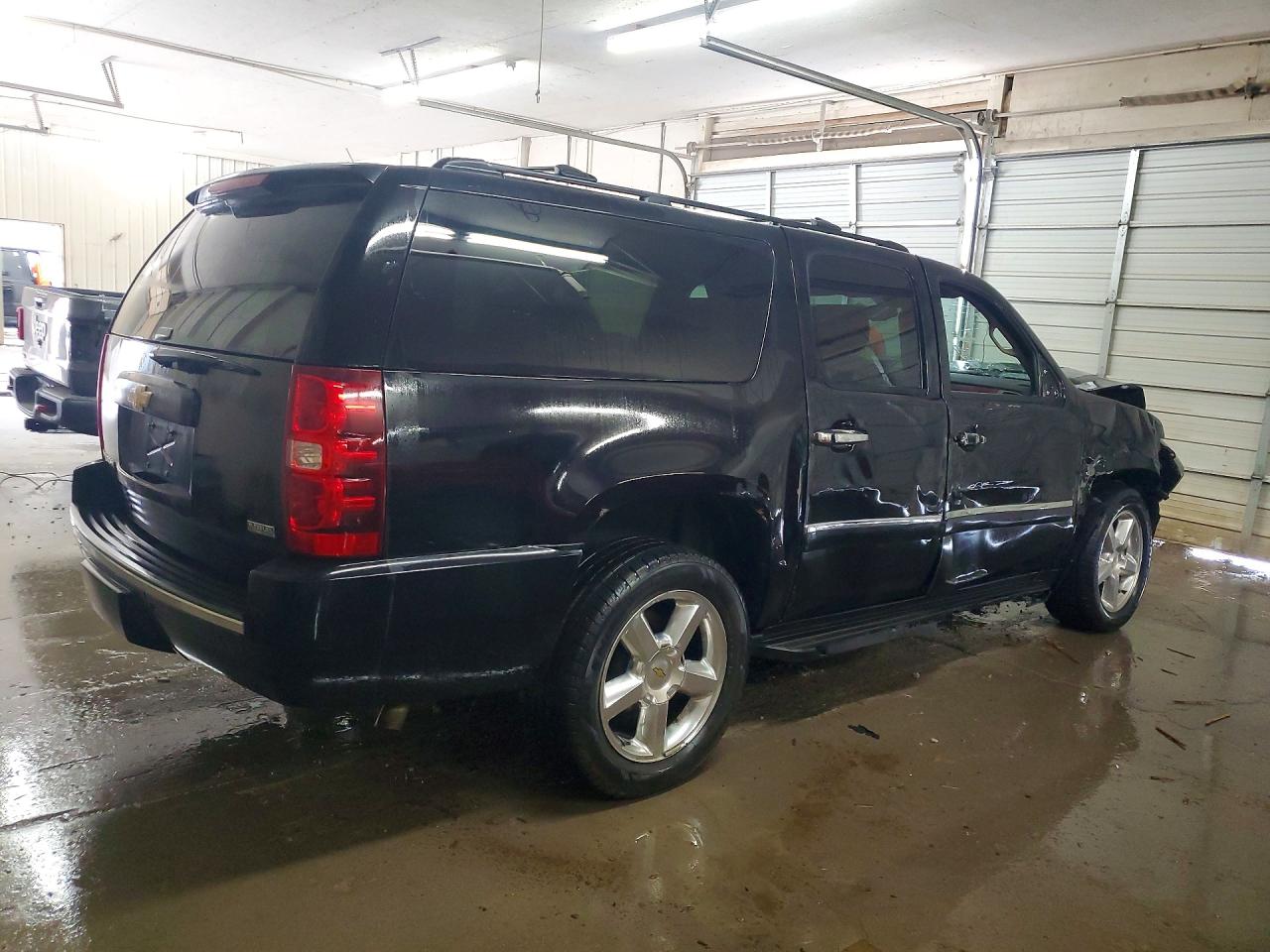 2009 CHEVROLET SUBURBAN K1500 LTZ photo 7
