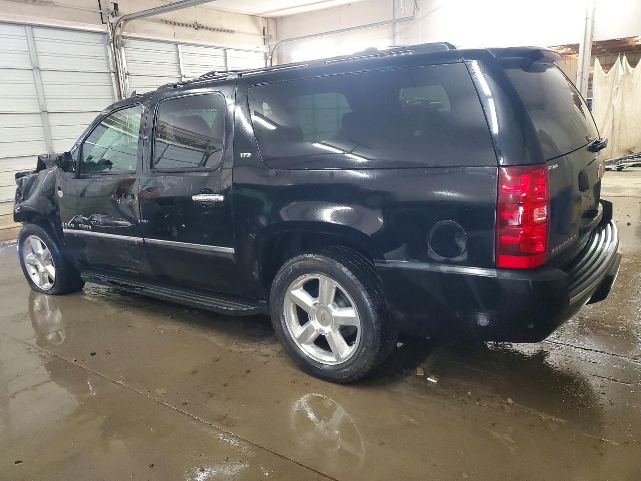 2009 CHEVROLET SUBURBAN K1500 LTZ photo 4