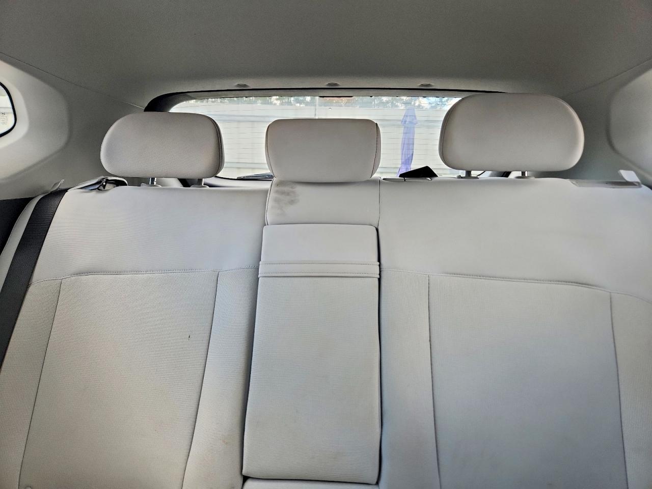 2024 HYUNDAI KONA SE photo 10