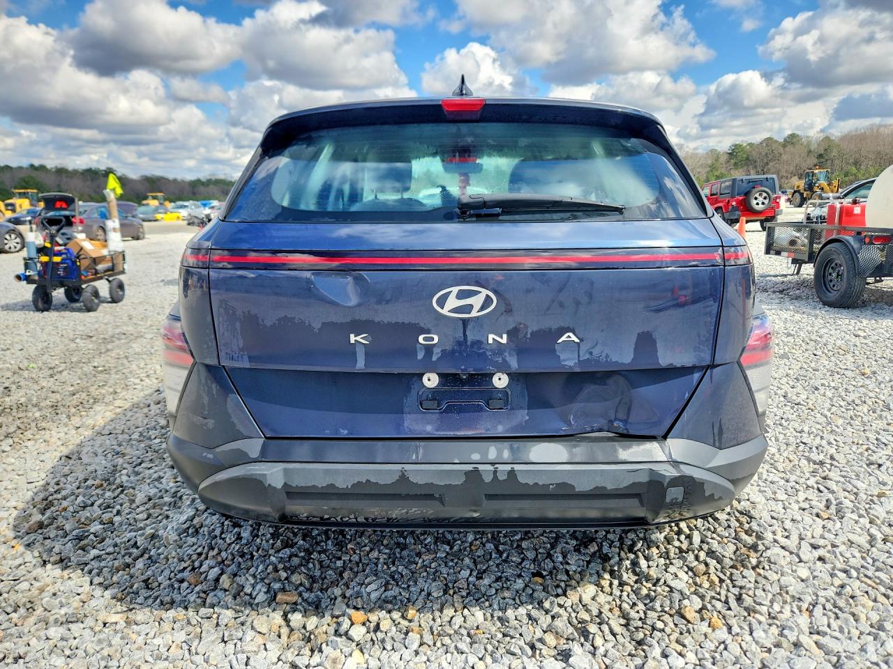 2024 HYUNDAI KONA SE photo 6