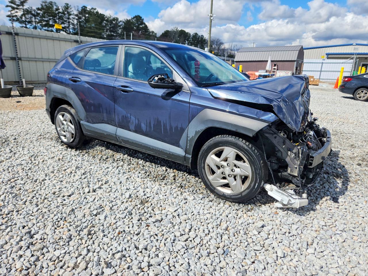 2024 HYUNDAI KONA SE photo 4
