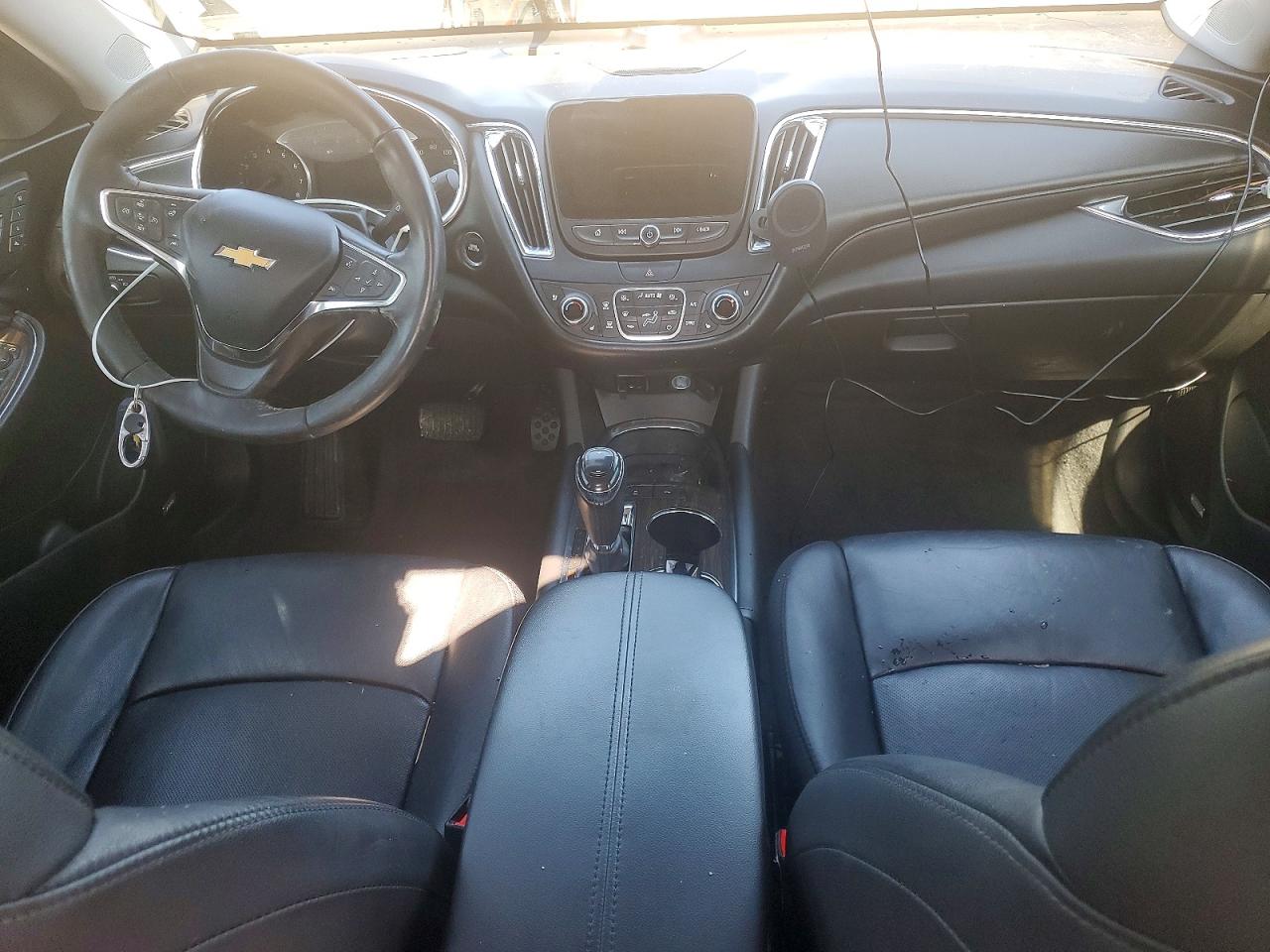 2017 CHEVROLET MALIBU PREMIER photo 22