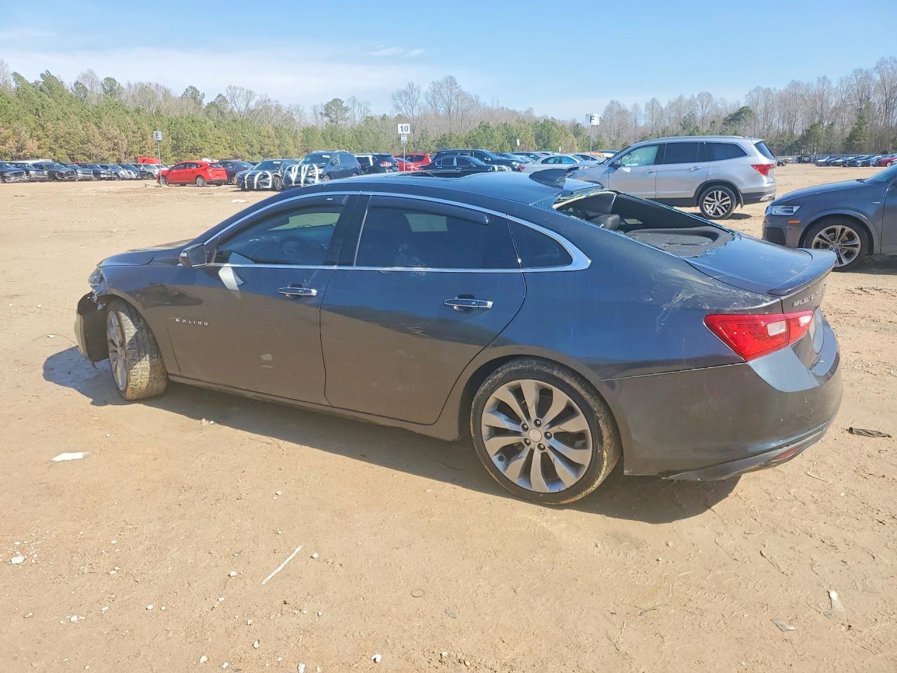 2017 CHEVROLET MALIBU PREMIER photo 4