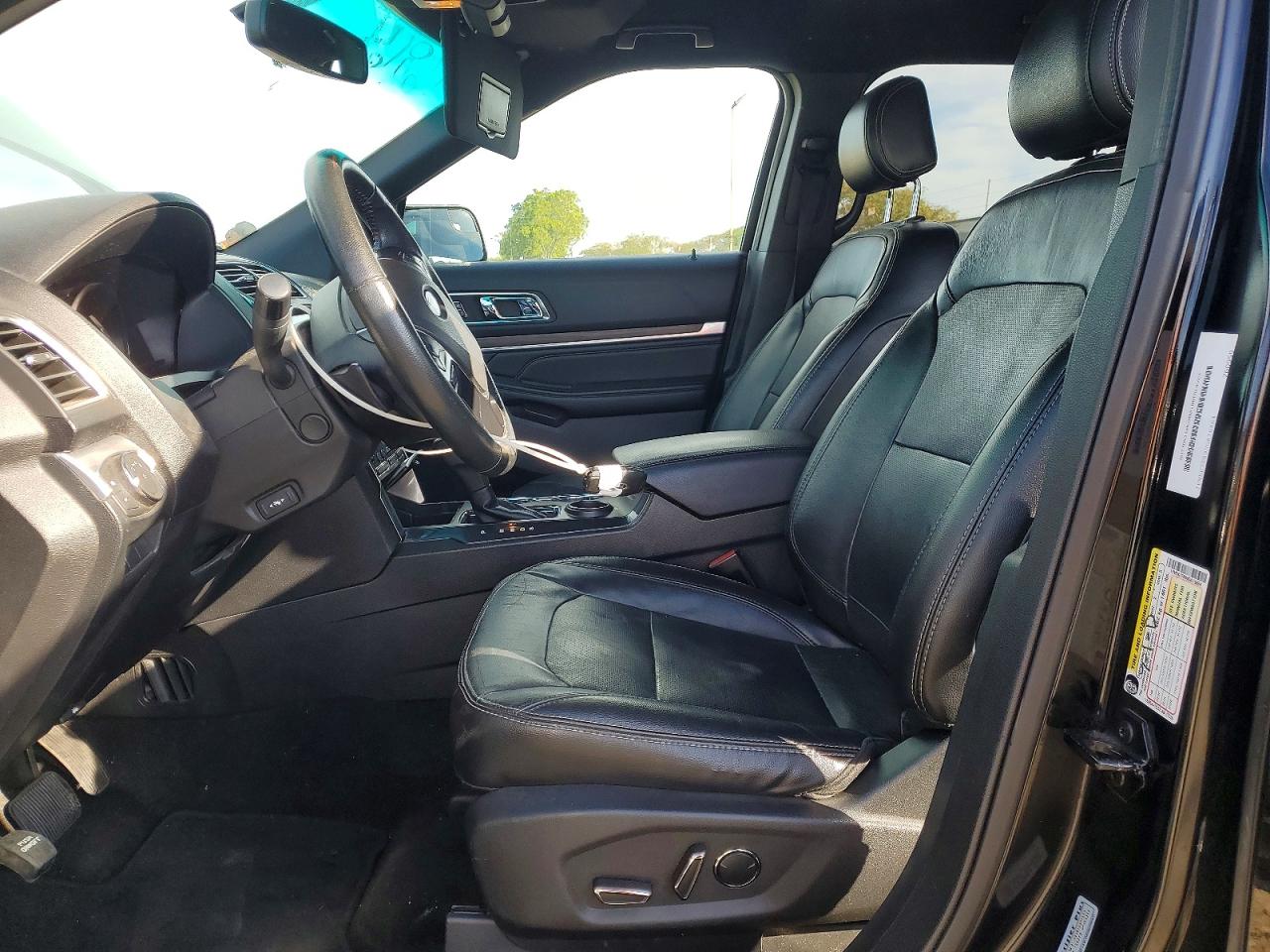 2017 FORD EXPLORER LIMITED photo 19