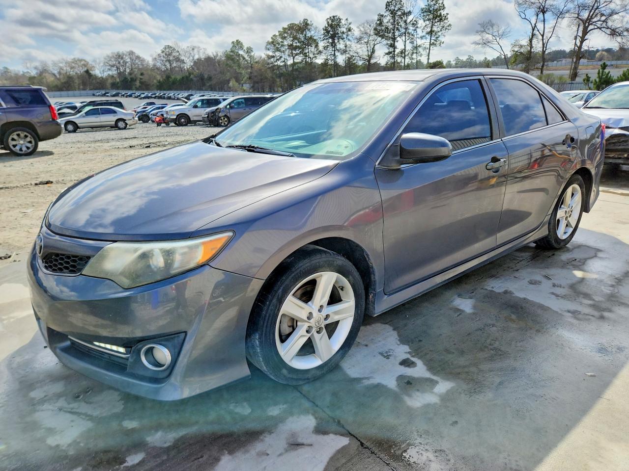 2013 TOYOTA CAMRY