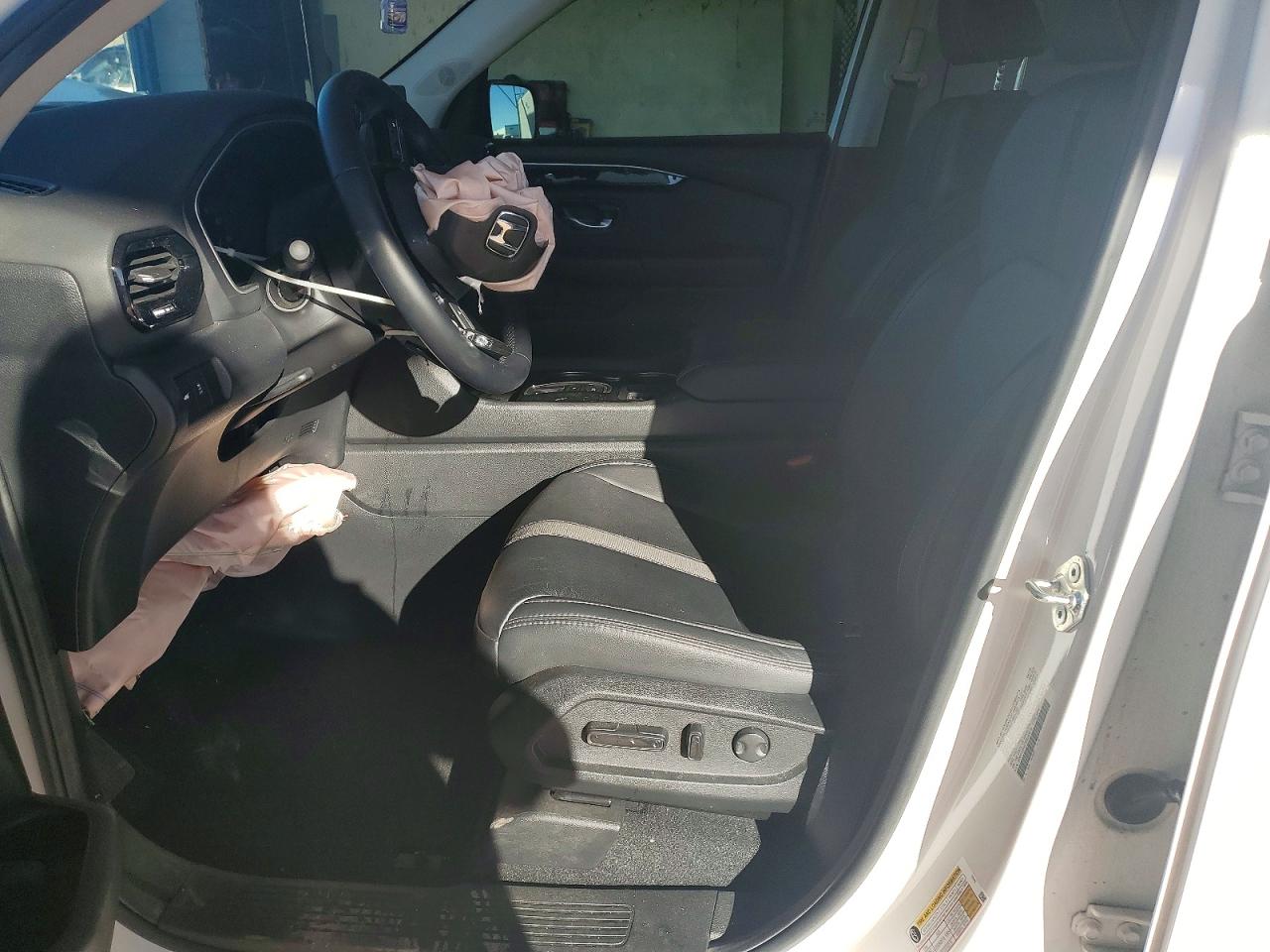 2025 HONDA PILOT EXL photo 19