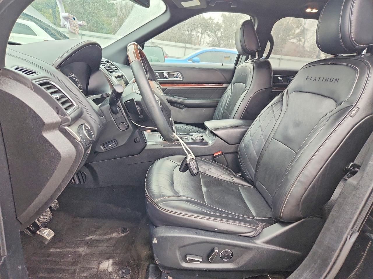 2018 FORD EXPLORER PLATINUM photo 13