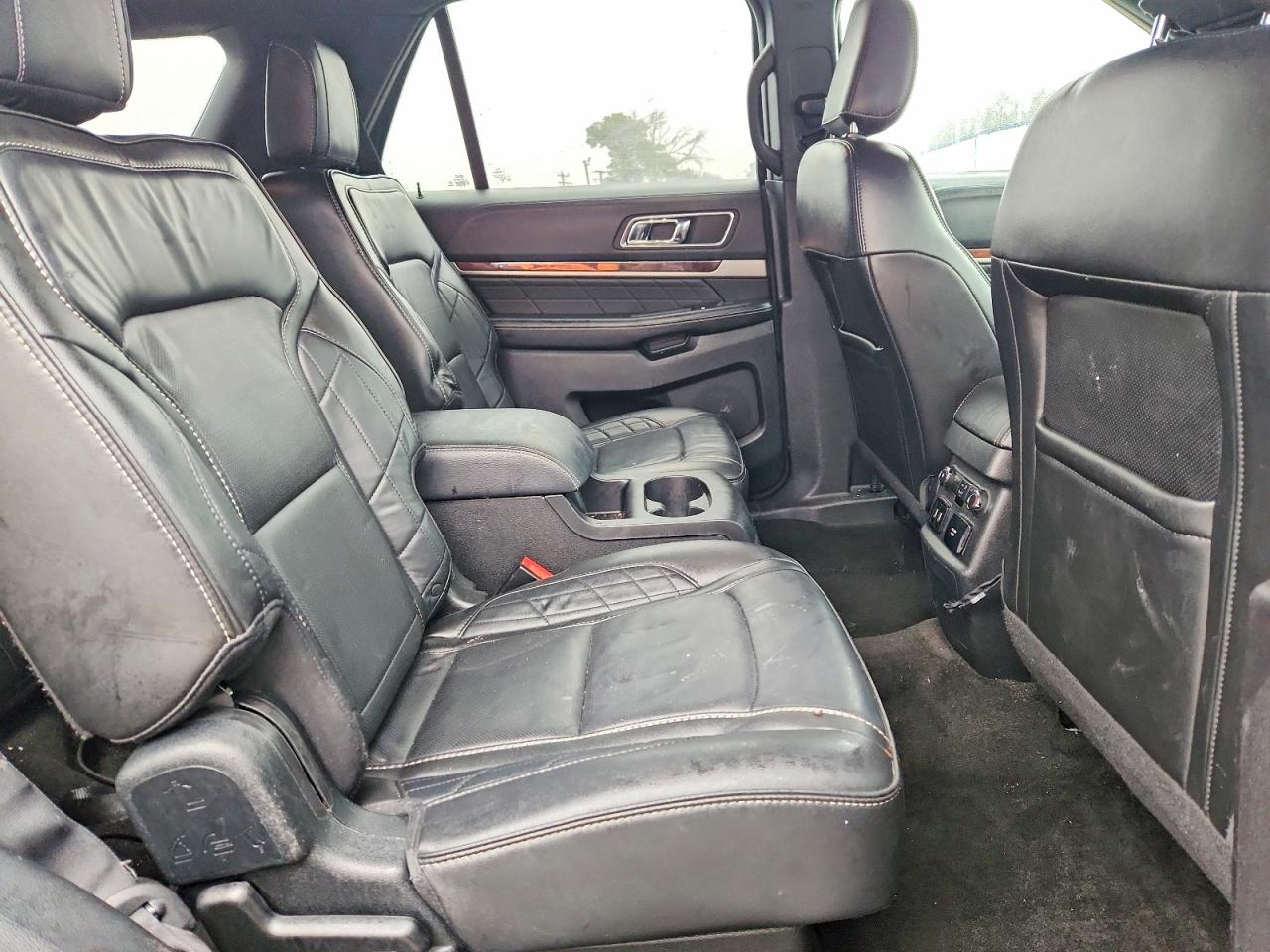 2018 FORD EXPLORER PLATINUM photo 21