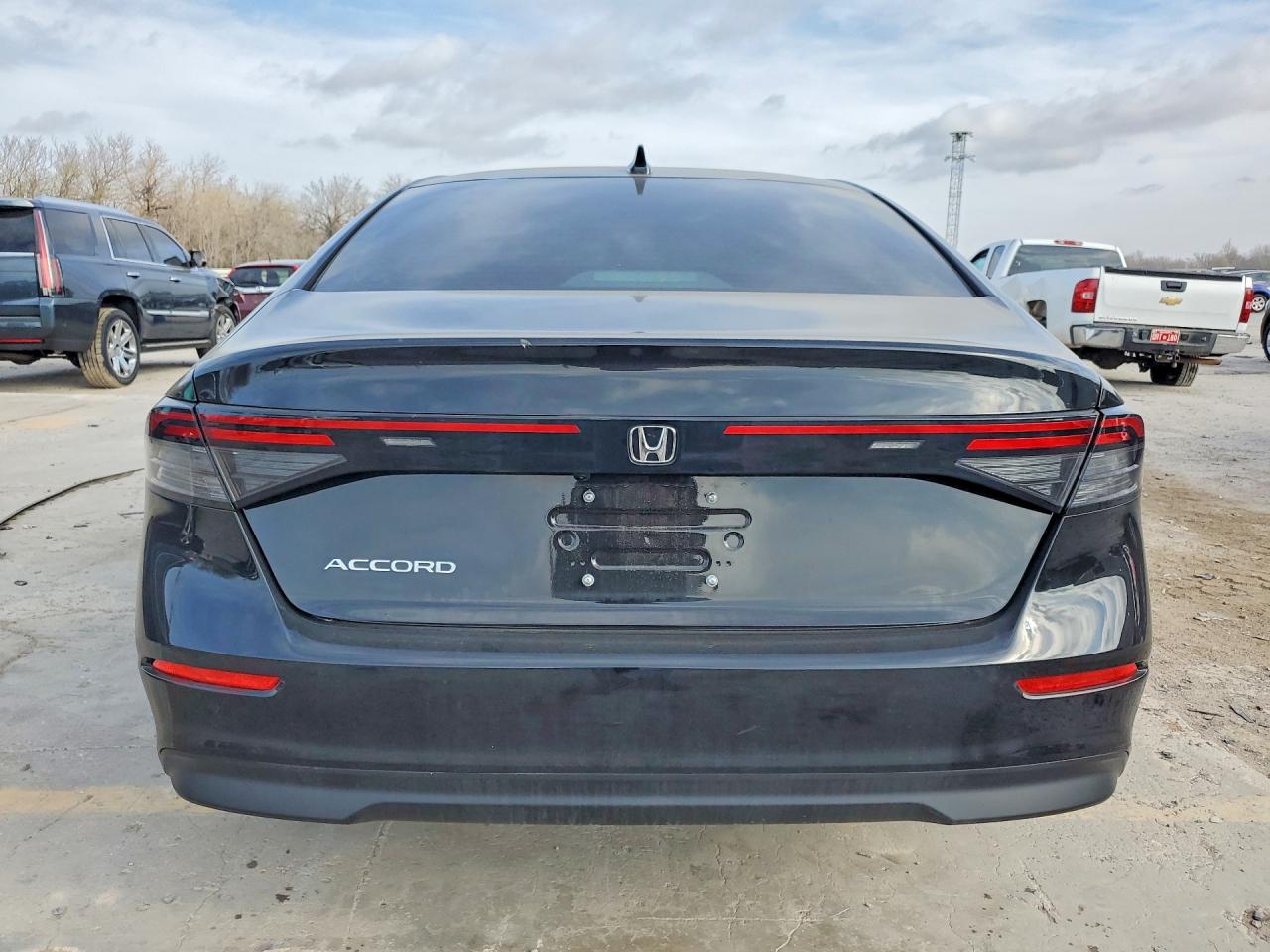 2025 HONDA ACCORD SE photo 11