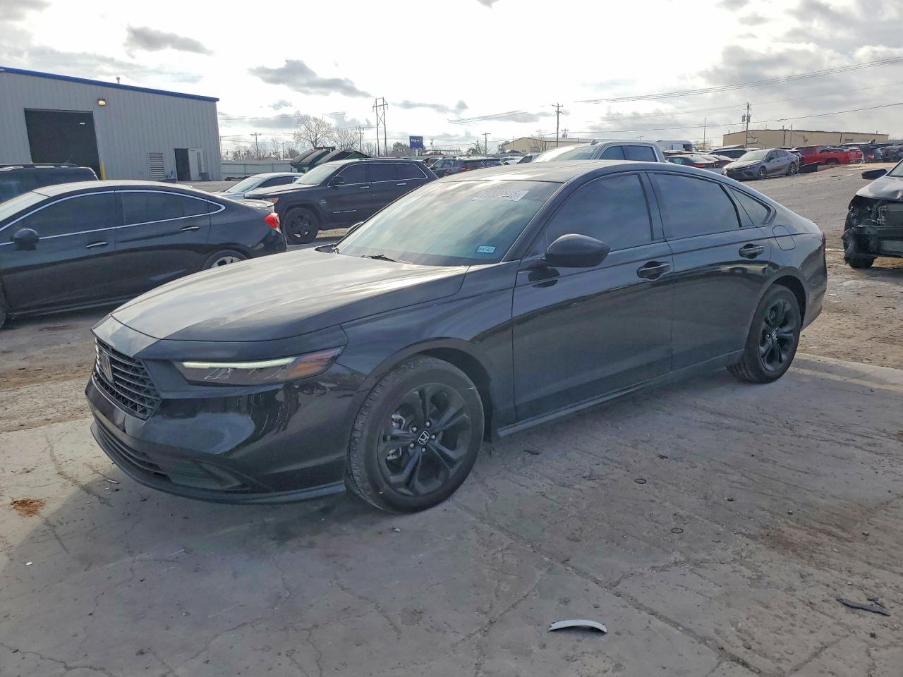 2025 HONDA ACCORD