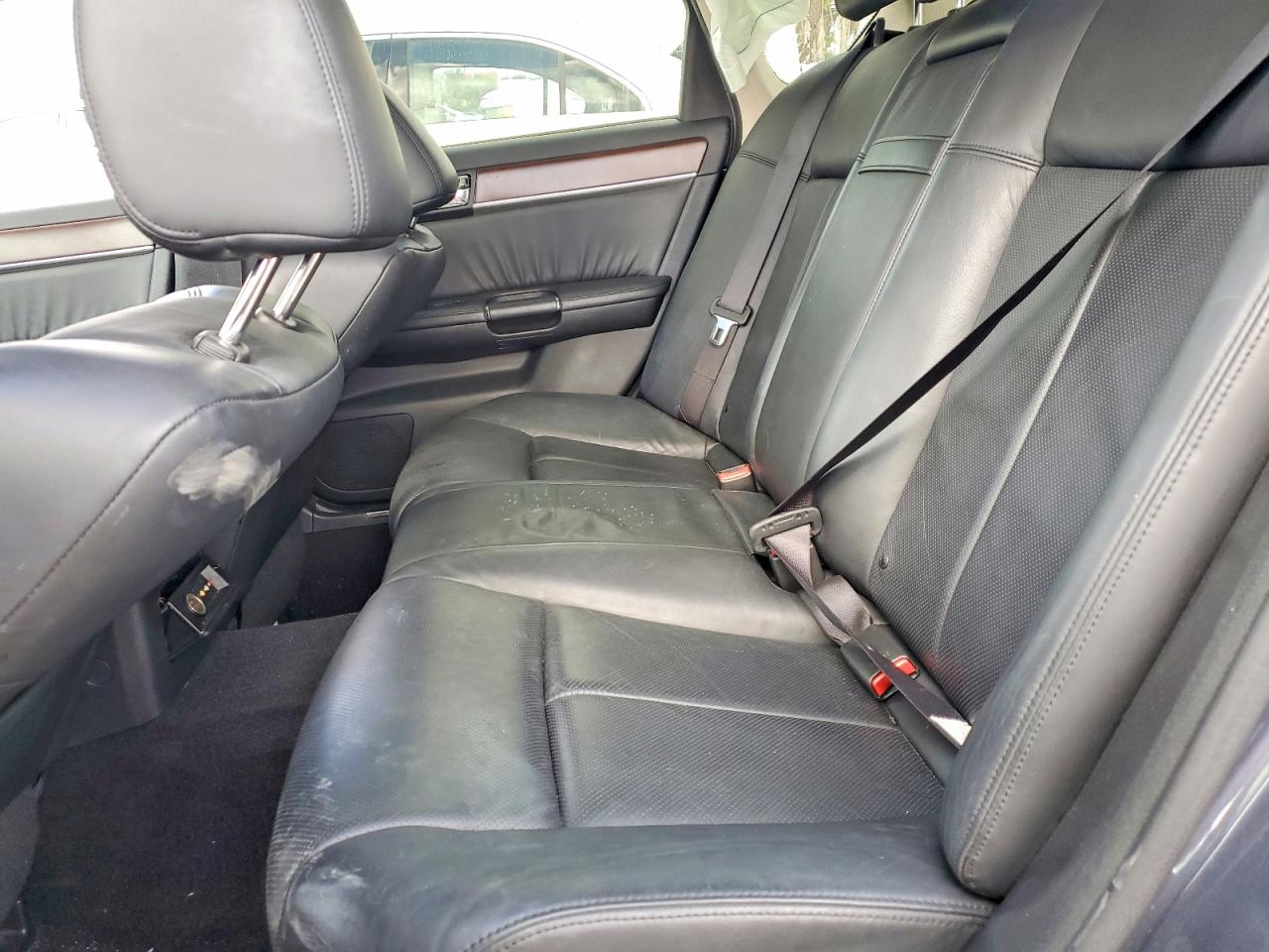 2009 INFINITI M35 X photo 10