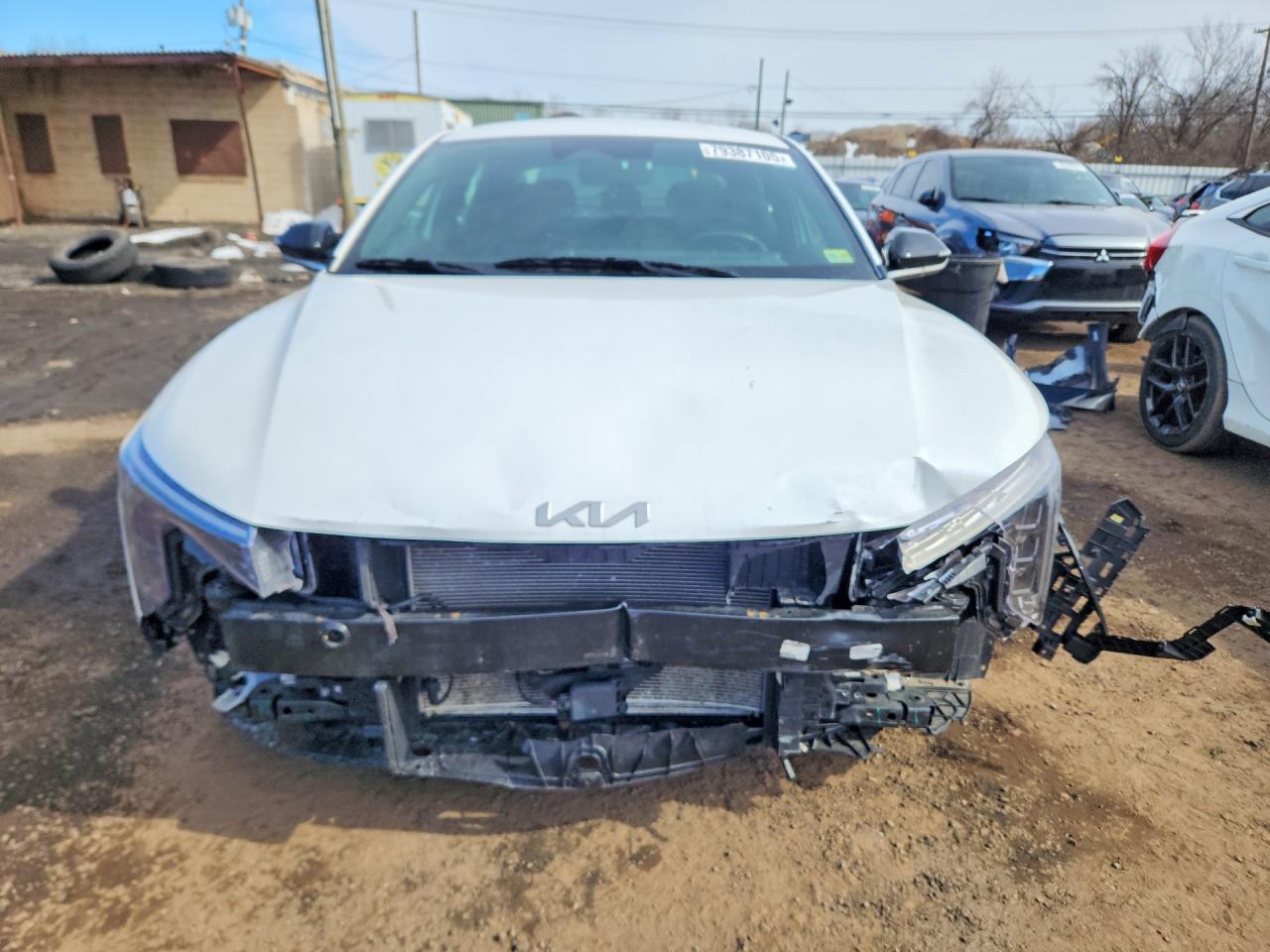 2025 KIA K4 GT-LINE photo 5