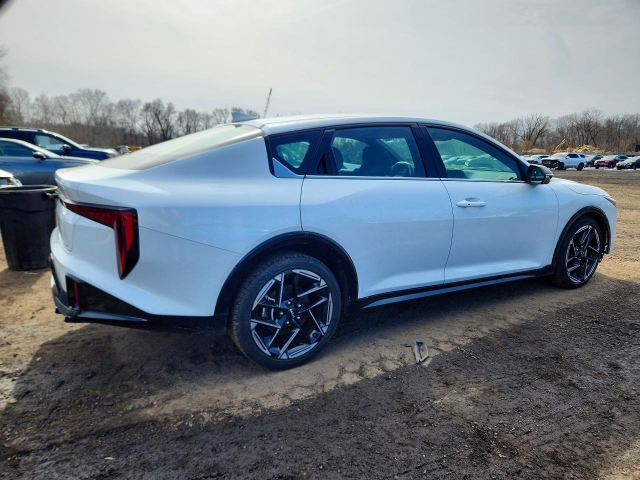 2025 KIA K4 GT-LINE photo 3