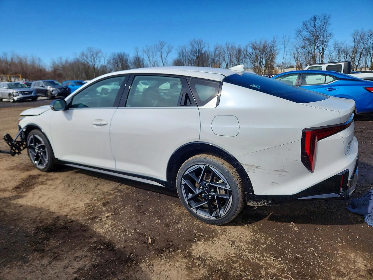 2025 KIA K4 GT-LINE photo 2