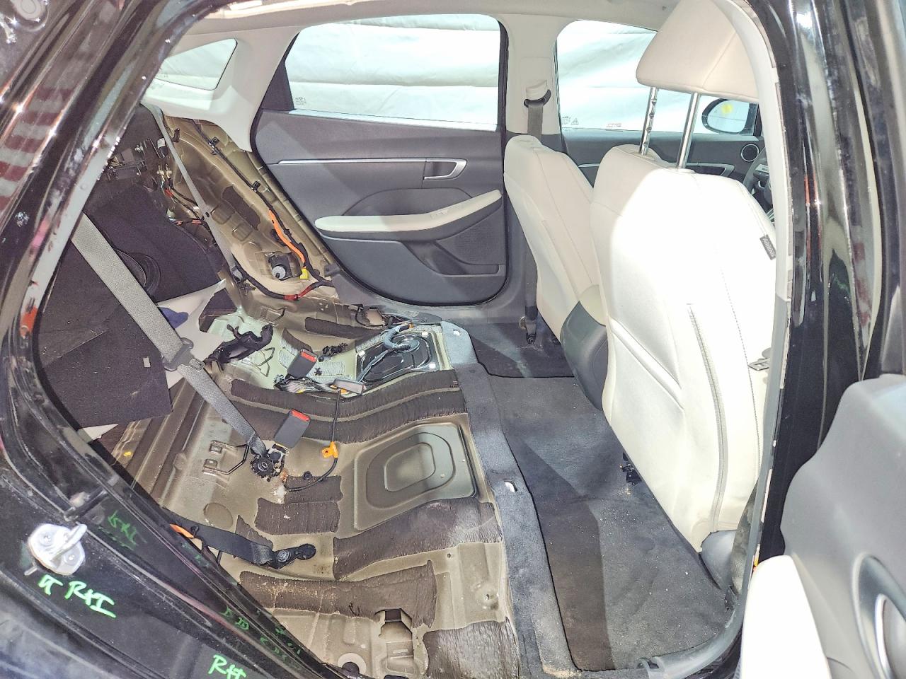 2024 HYUNDAI SONATA SEL photo 19