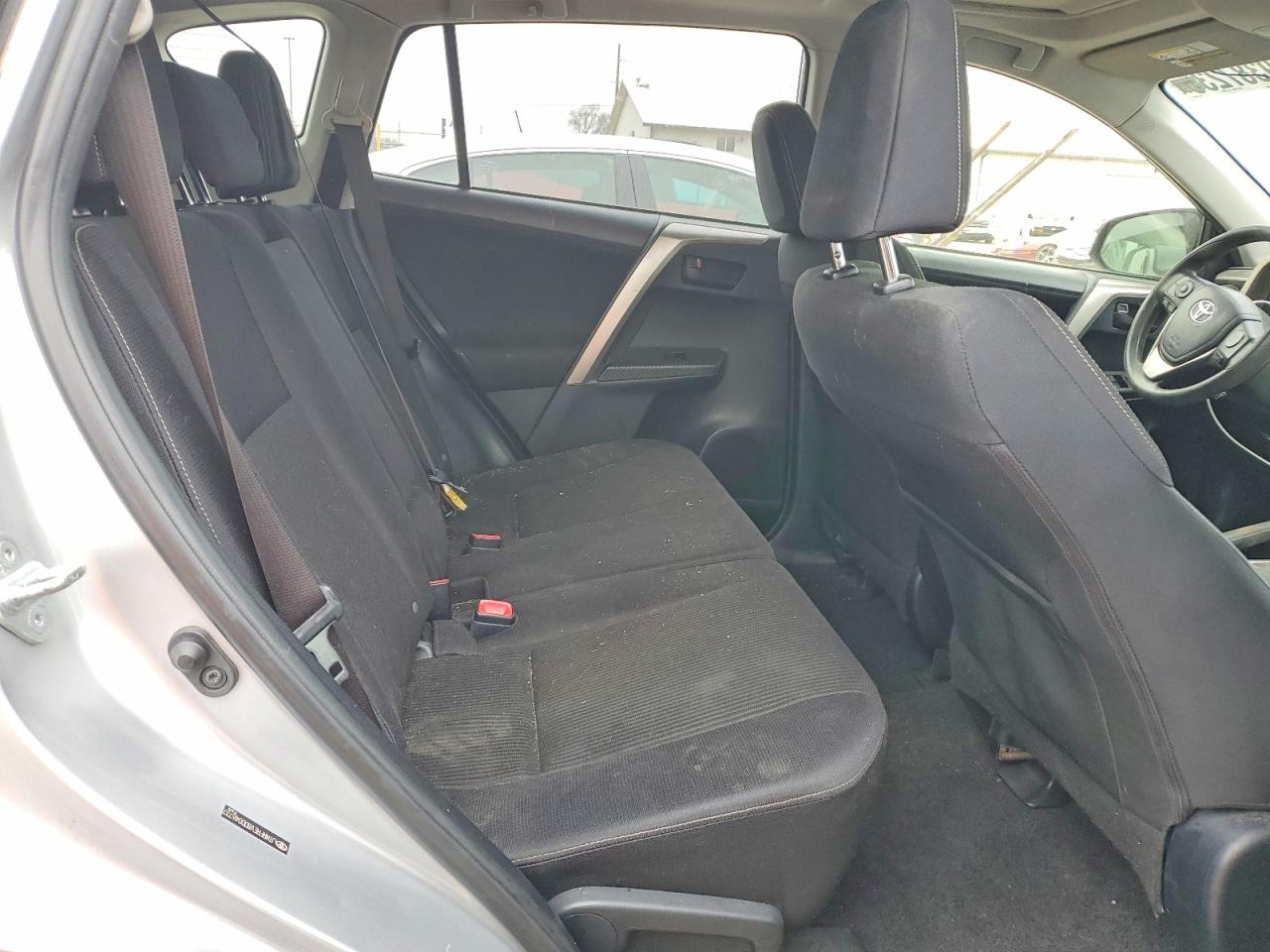 2013 TOYOTA RAV4 XLE photo 11