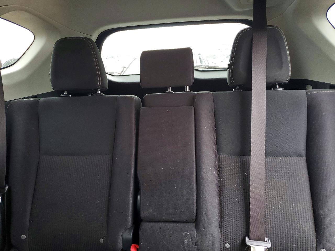 2013 TOYOTA RAV4 XLE photo 10