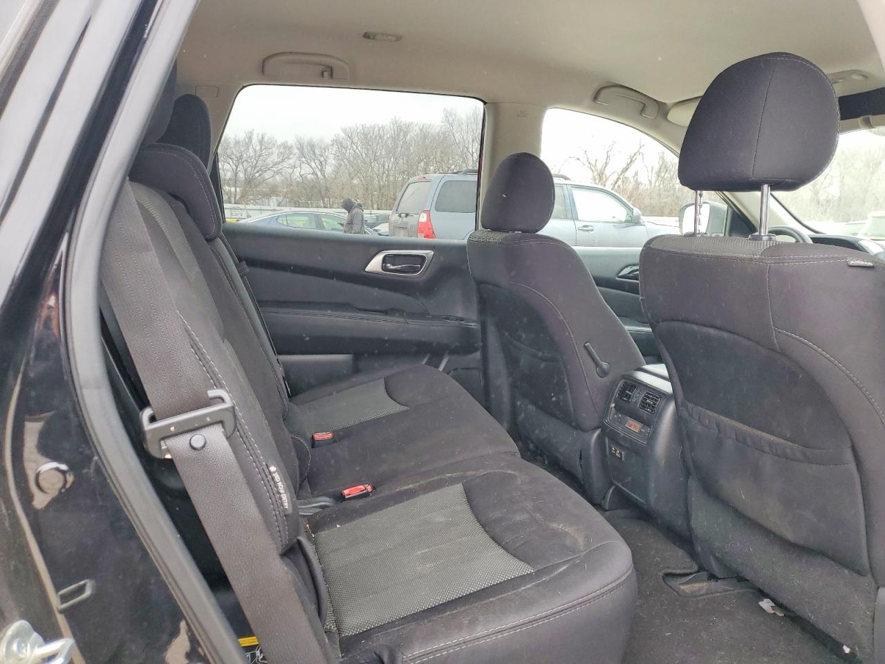 2020 NISSAN PATHFINDER S photo 21