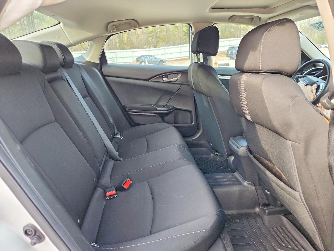 2020 HONDA CIVIC EX photo 19