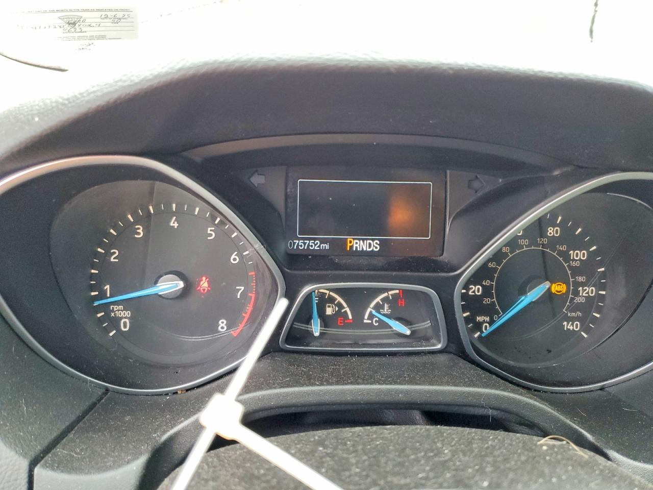 2015 FORD FOCUS SE photo 9