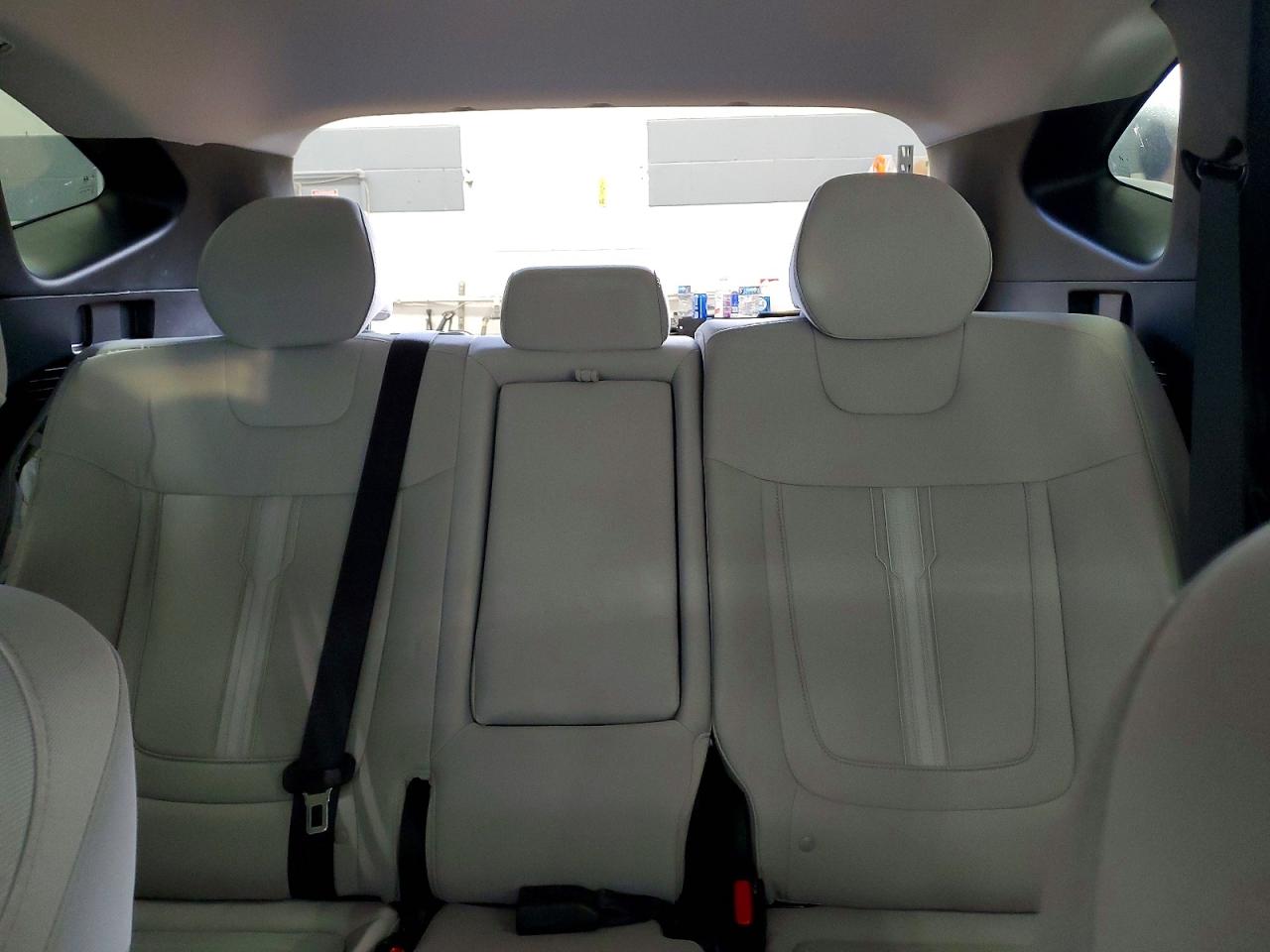 2026 HYUNDAI TUCSON SEL photo 19