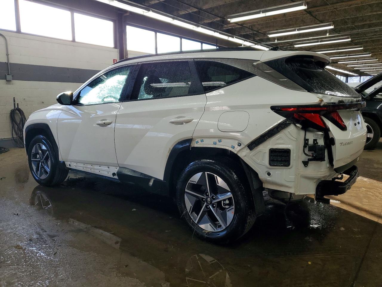2026 HYUNDAI TUCSON SEL photo 3
