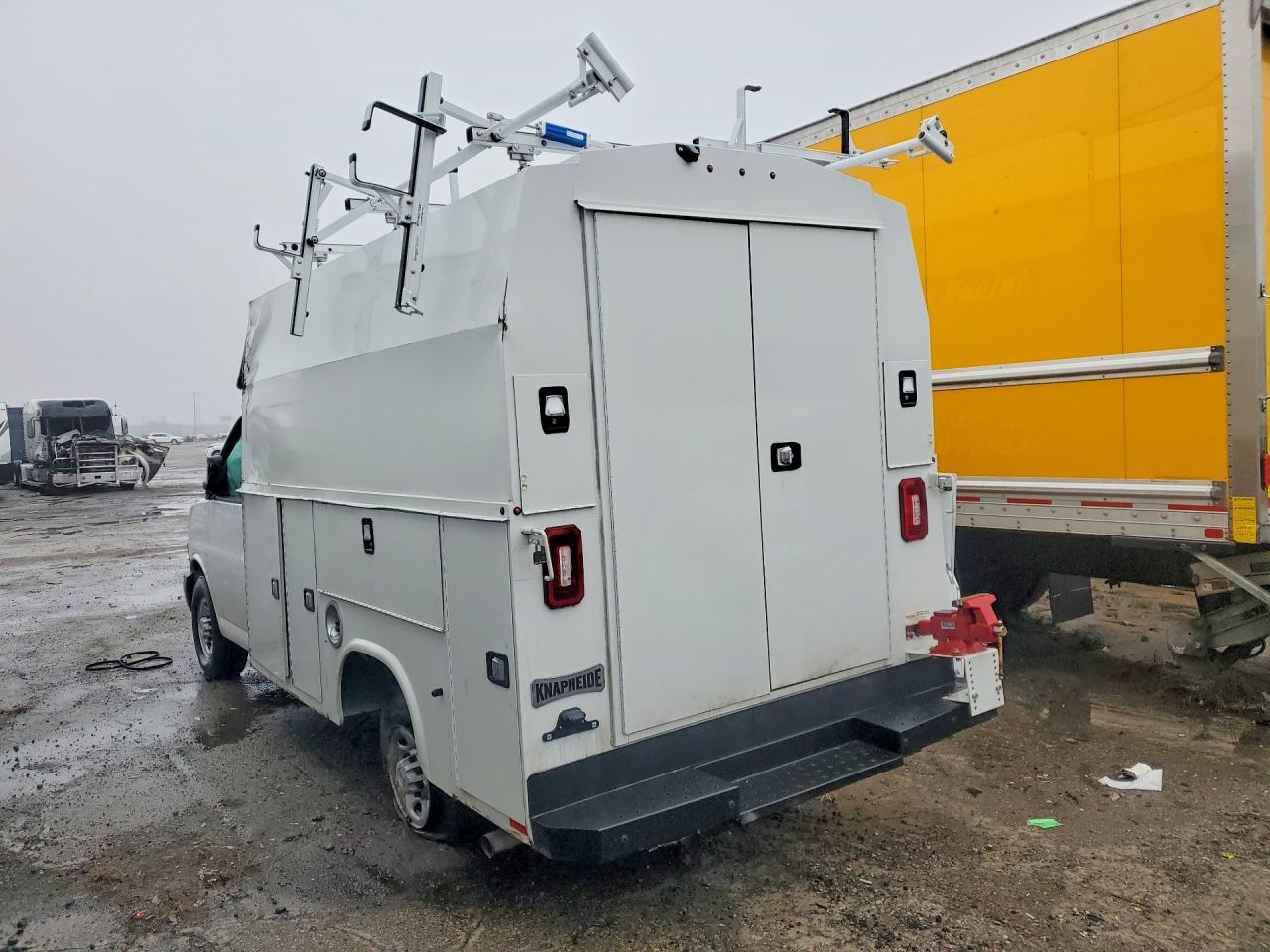 2024 CHEVROLET EXPRESS UTILITY / SERVICE TRUCK photo 3