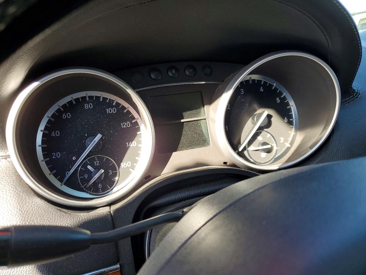 2012 MERCEDES-BENZ GL 450 4MATIC photo 17