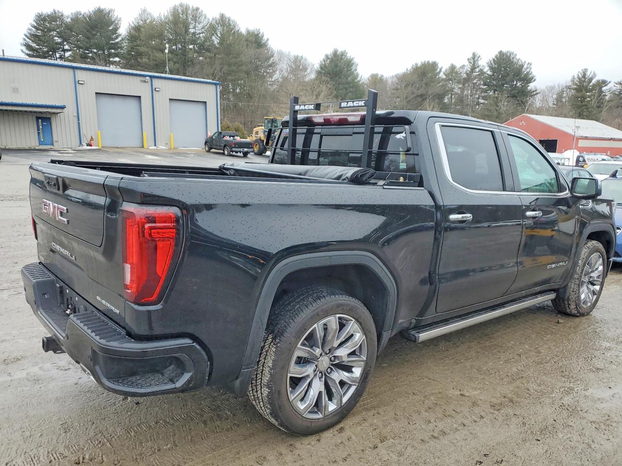2025 GMC SIERRA K1500 DENALI photo 7