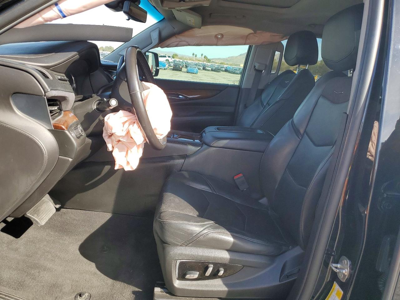 2019 CADILLAC ESCALADE ESV LUXURY photo 7