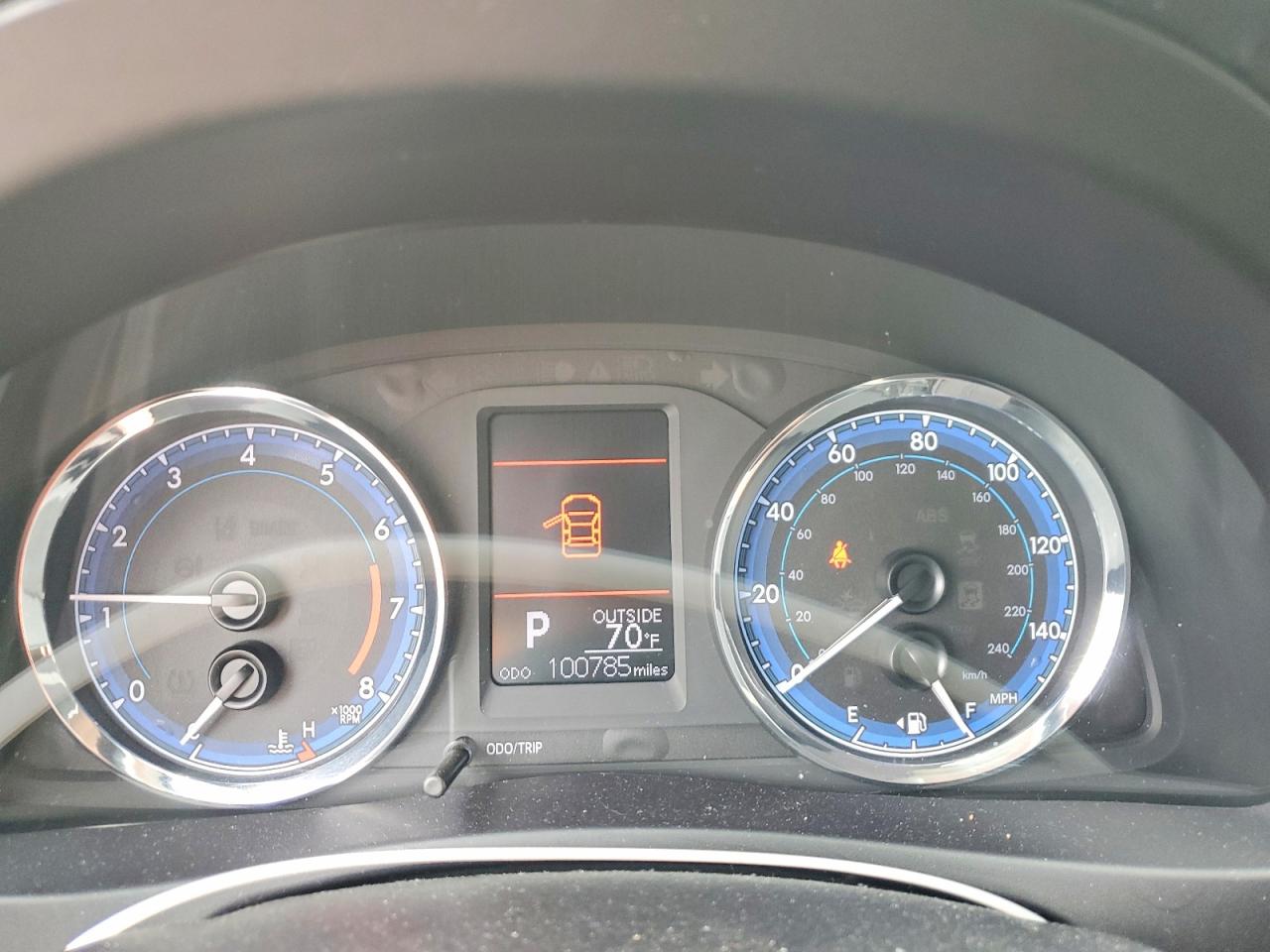 2017 TOYOTA COROLLA LE photo 25