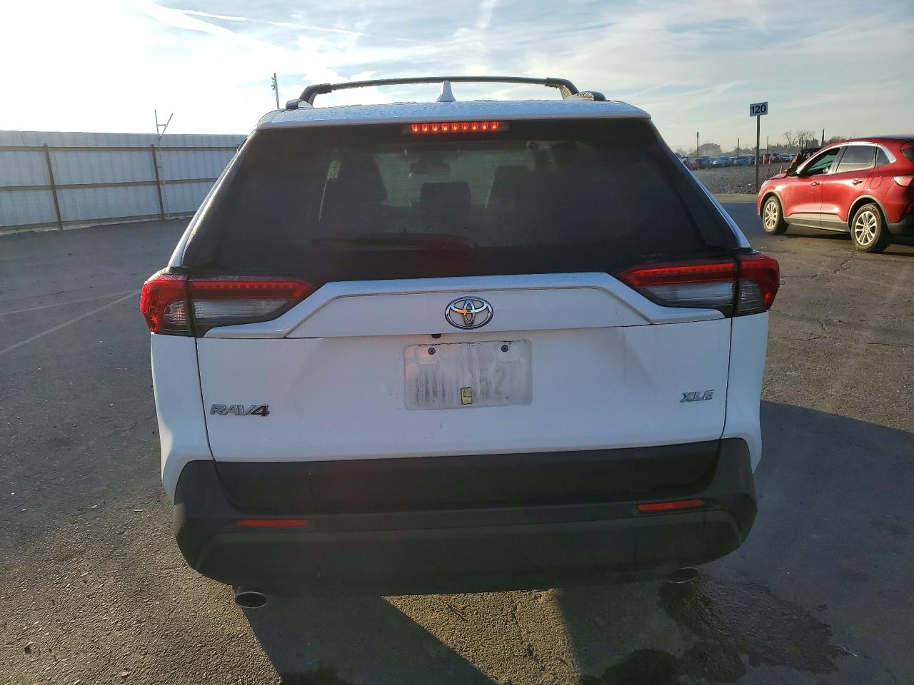 2019 TOYOTA RAV4 XLE PREMIUM photo 6