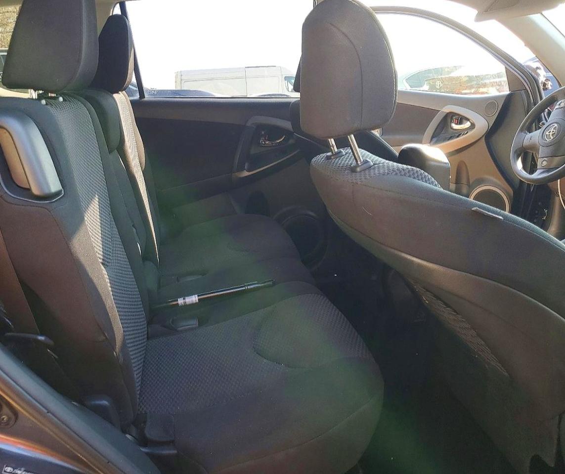 2011 TOYOTA RAV4 SPORT photo 28
