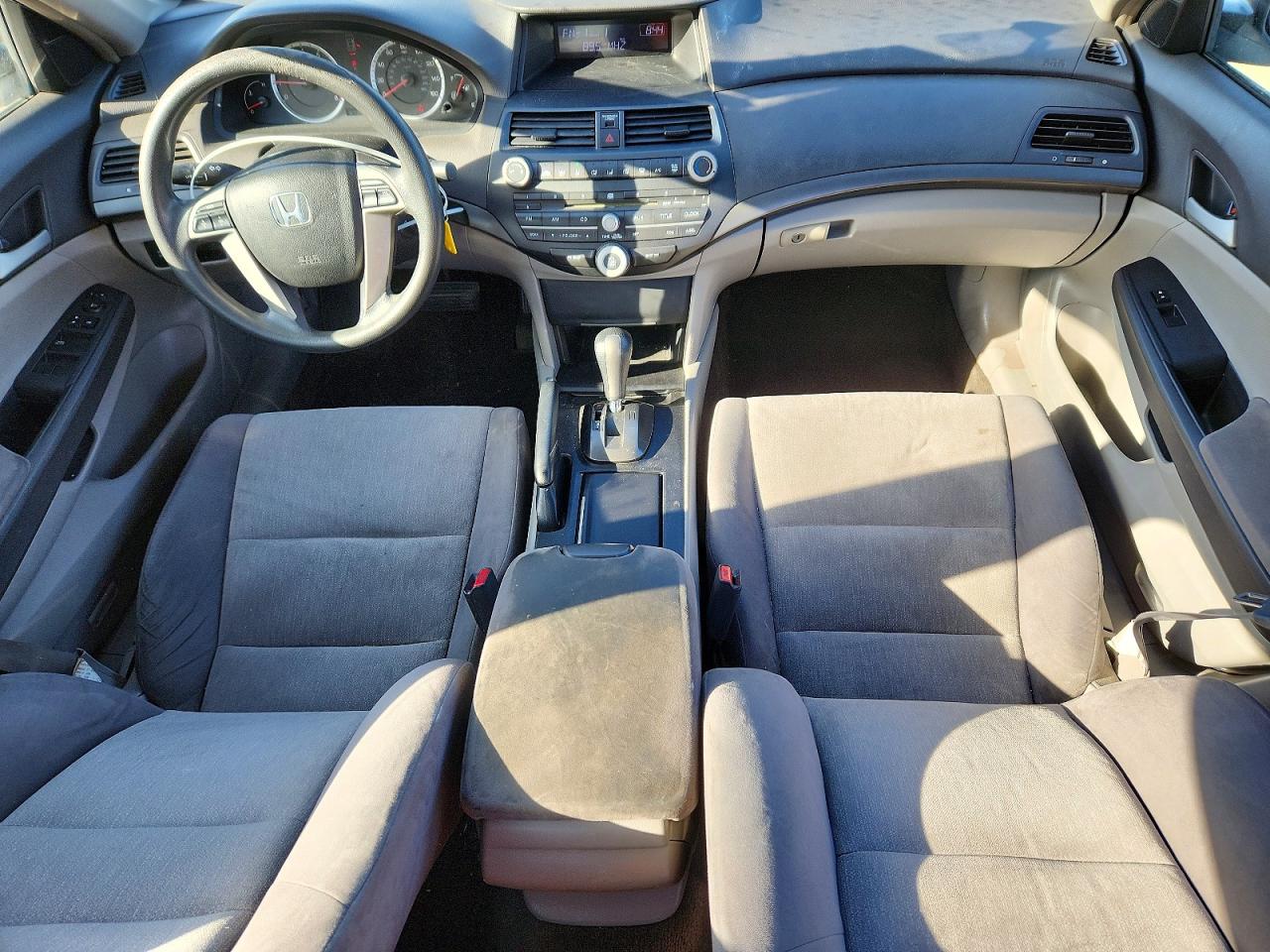 2009 HONDA ACCORD LX photo 8