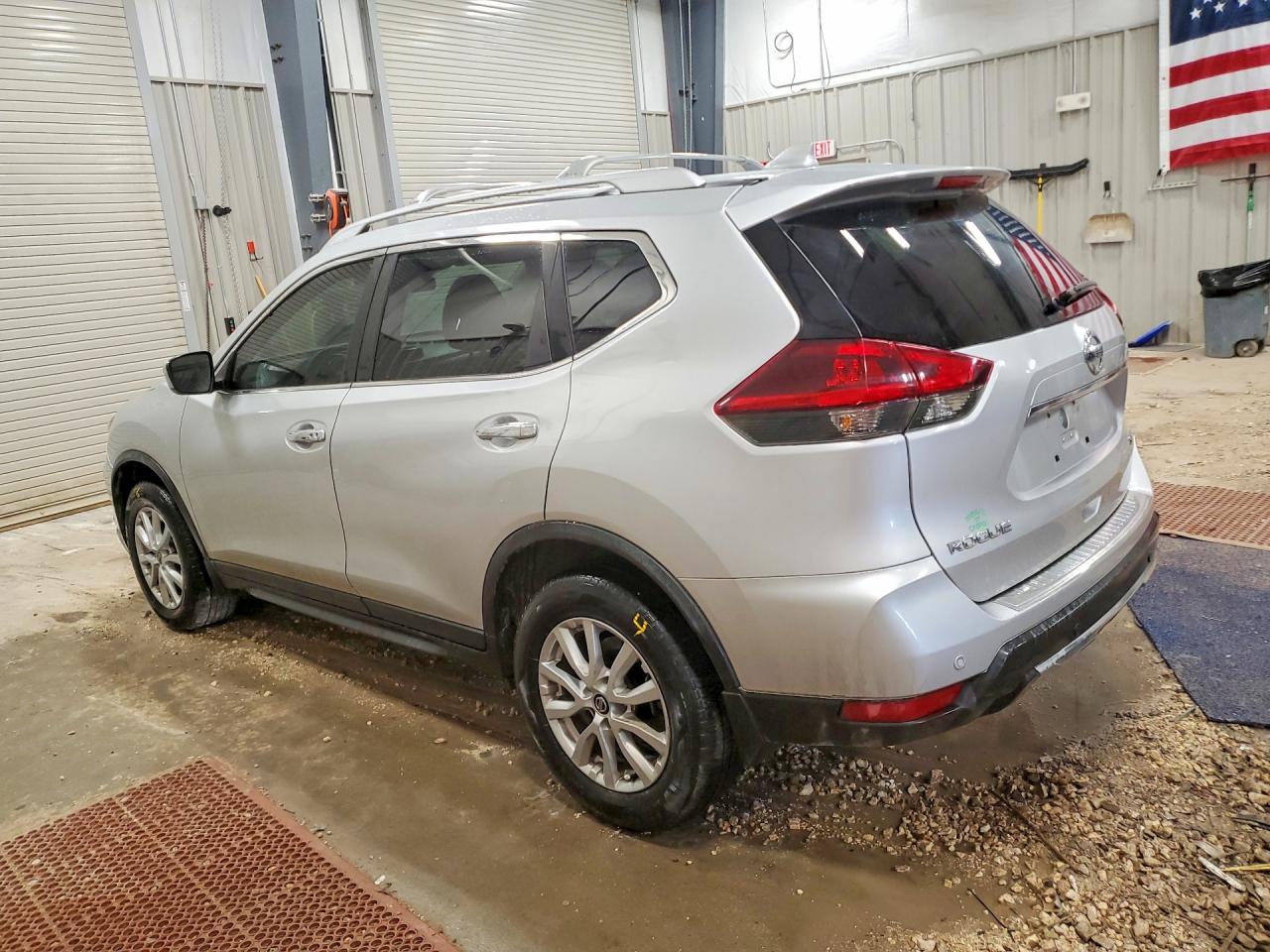 2020 NISSAN ROGUE SV photo 2